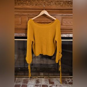 LEISURE MOMENT LACE-UP SLEEVES RIBBED KNIT SWEATER IN MUSTARD